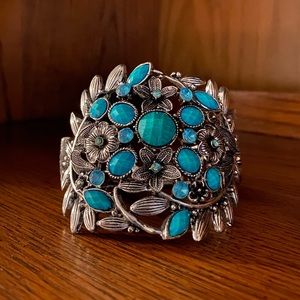 Ornate Turquoise Floral Hinged Cuff Bracelet | Silver Tone Statement